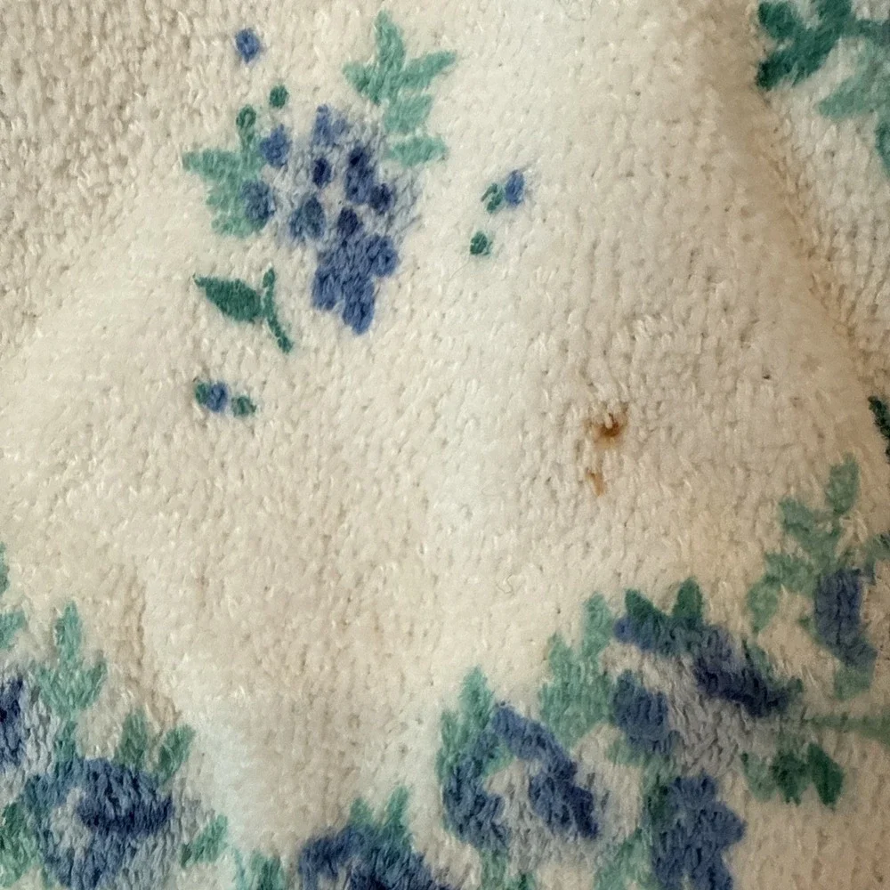 Vintage Mervyn's‎ Caress Blue Floral Bath Towel New Old Stock With Flaws